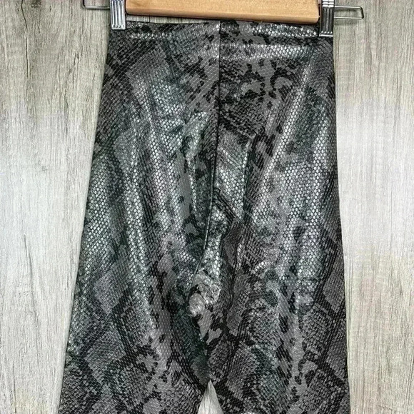 Commando Leggings Snake Skin Faux Leather High Waist Shaping Sz S - Picture 4 of 8